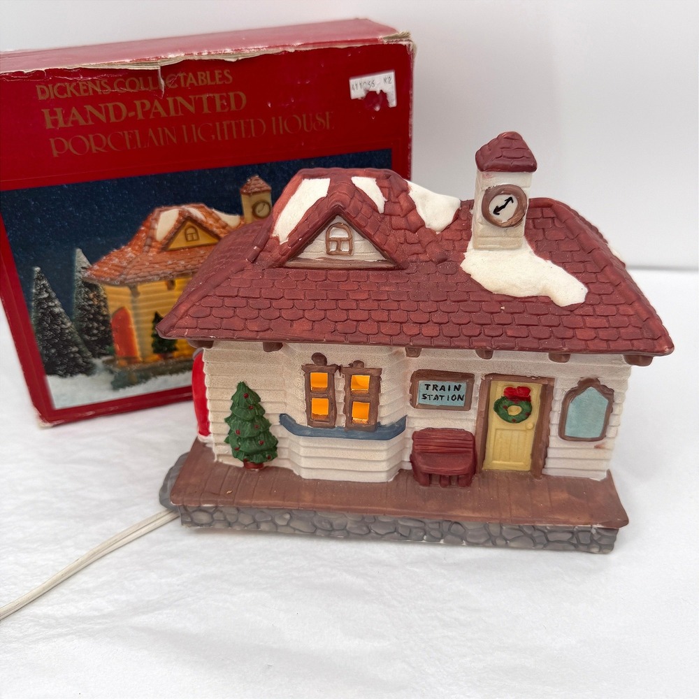 Dickens Collectables Train Station Porcelain Lighted House VTG Holiday Decor